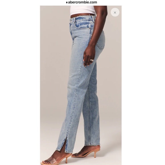 Abercrombie & Fitch- Curve Love Ultra High Rise Straight Jean w/ Vent Hem. - 34 - Picture 5 of 5